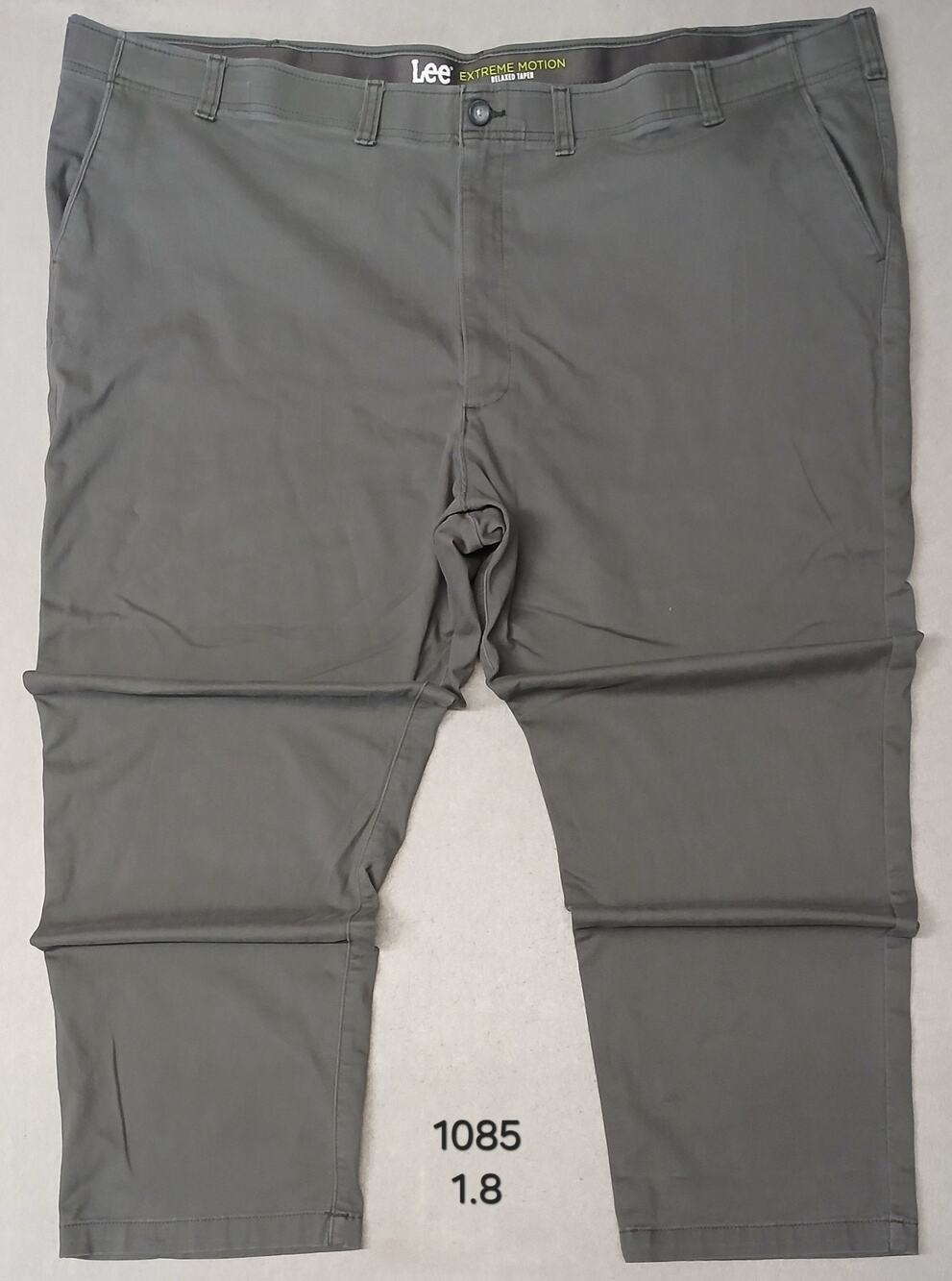 Lees (58x32) Gray Extreme Motion Relaxed Taper Stretch Pants